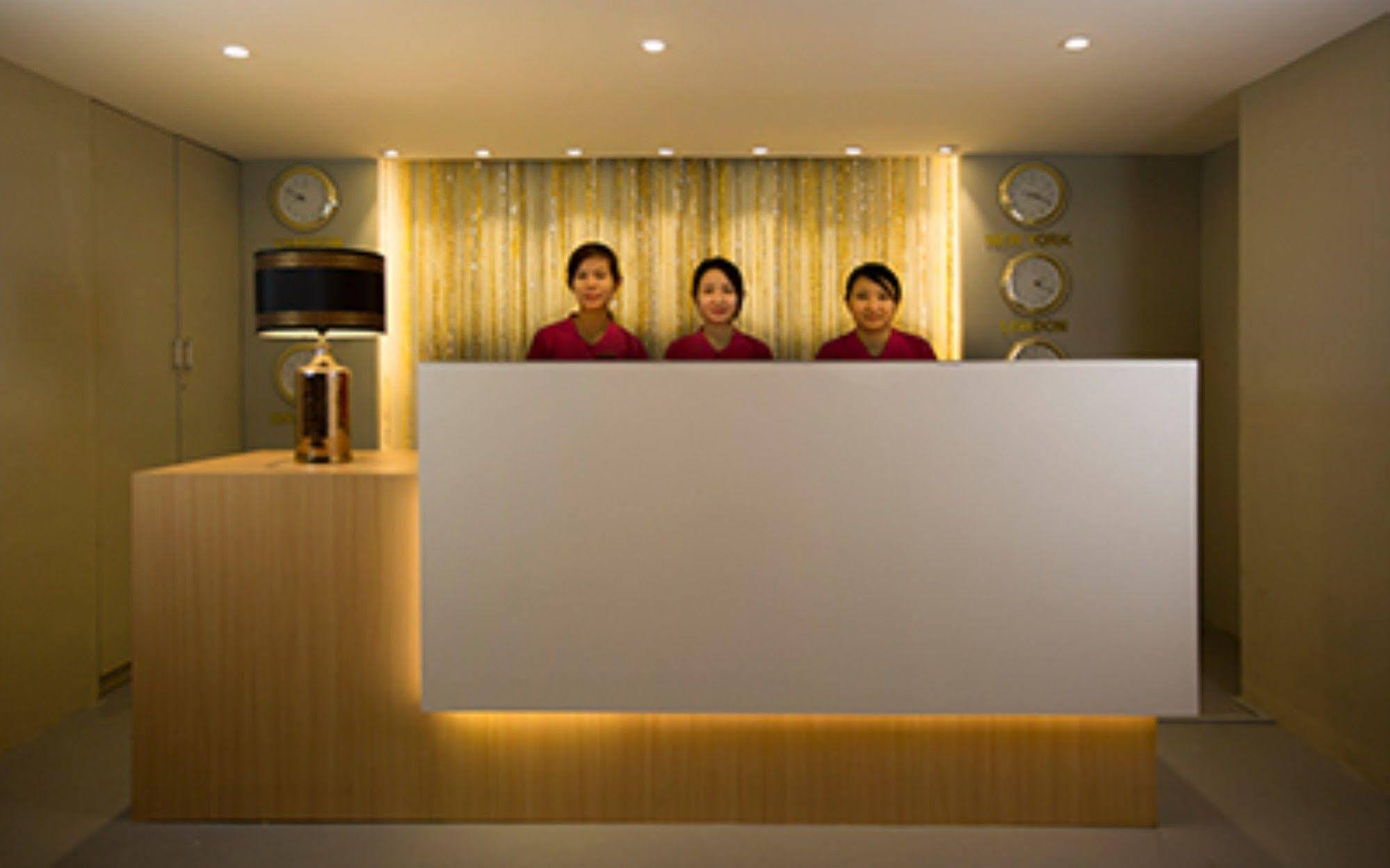 Shwe Pyi San Yar Hotel Yangon Extérieur photo